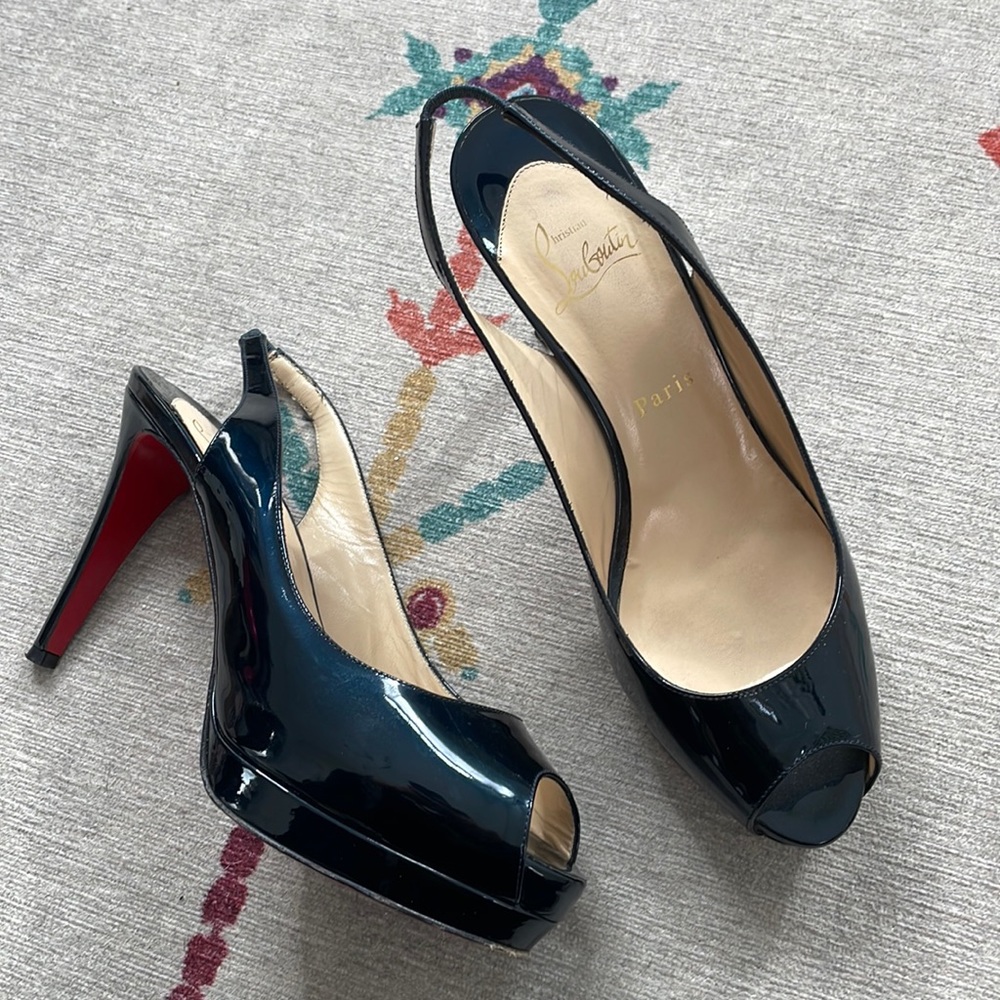 Christian Louboutin Altadama Slingback pumps